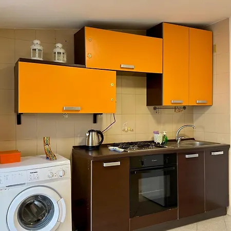 Apartment Sanlorenzobeach, Frontemare, Veranda Sleeps 4 *