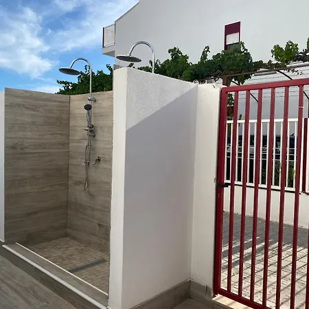 Apartment Sanlorenzobeach, Frontemare, Veranda Sleeps 4