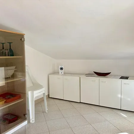 アパート San Lorenzo Beachfront Appartamento Con Veranda Vista Mare 4 Posti Marina di San Lorenzo