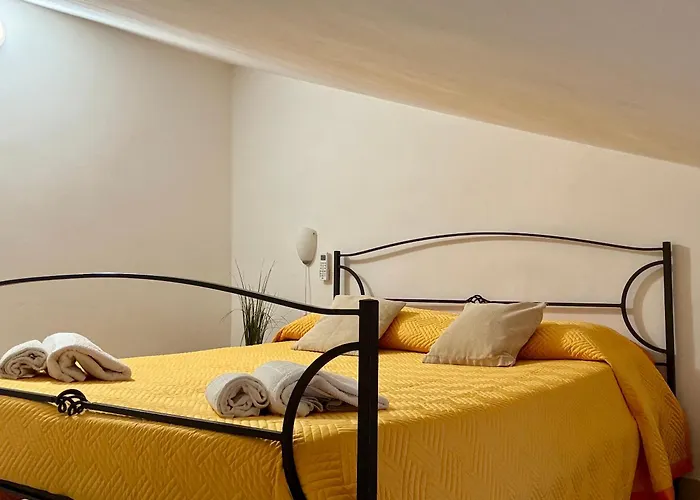 Apartment Sanlorenzobeach, Frontemare, Veranda Sleeps 4 Marina di San Lorenzo